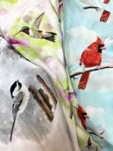 Charger l'image dans la galerie, Fashion scarf red cardinal pattern Canadian artist