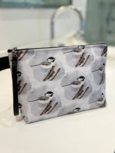 Charger l'image dans la galerie, Bird pattern make up bag with zipper chickadee made in Canada