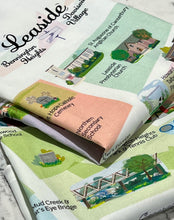 Charger l'image dans la galerie, Artist made kitchen towel of Leaside Bennington Heights Toronto neighbourhood