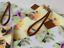 Charger l'image dans la galerie, Bird pattern make up bag with zipper blue jay made in Canada