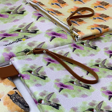 Charger l'image dans la galerie, Bird pattern make up bag with zipper hummingbird made in Canada