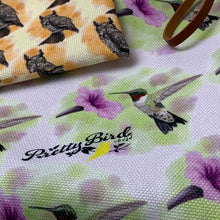 Charger l'image dans la galerie, Bird pattern make up bag with zipper hummingbird made in Canada
