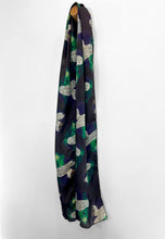 Charger l'image dans la galerie, Owl Print fashion scarf artist made in Canada
