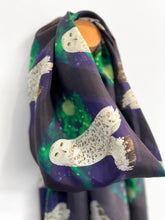 Charger l'image dans la galerie, Owl Print fashion scarf artist made in Canada