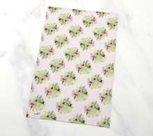 Charger l'image dans la galerie, Bird Kitchen Towel Cardinal Chickadee Hummingbird Artist Made